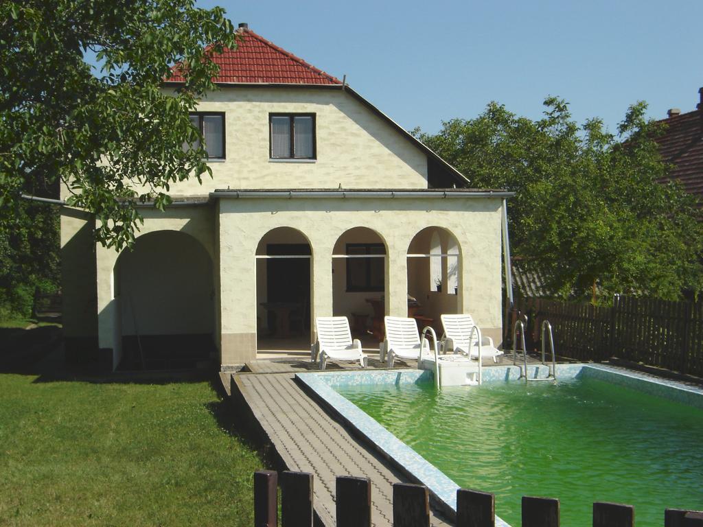 Somogyi Vendeghaz Villa Zamardi Bagian luar foto