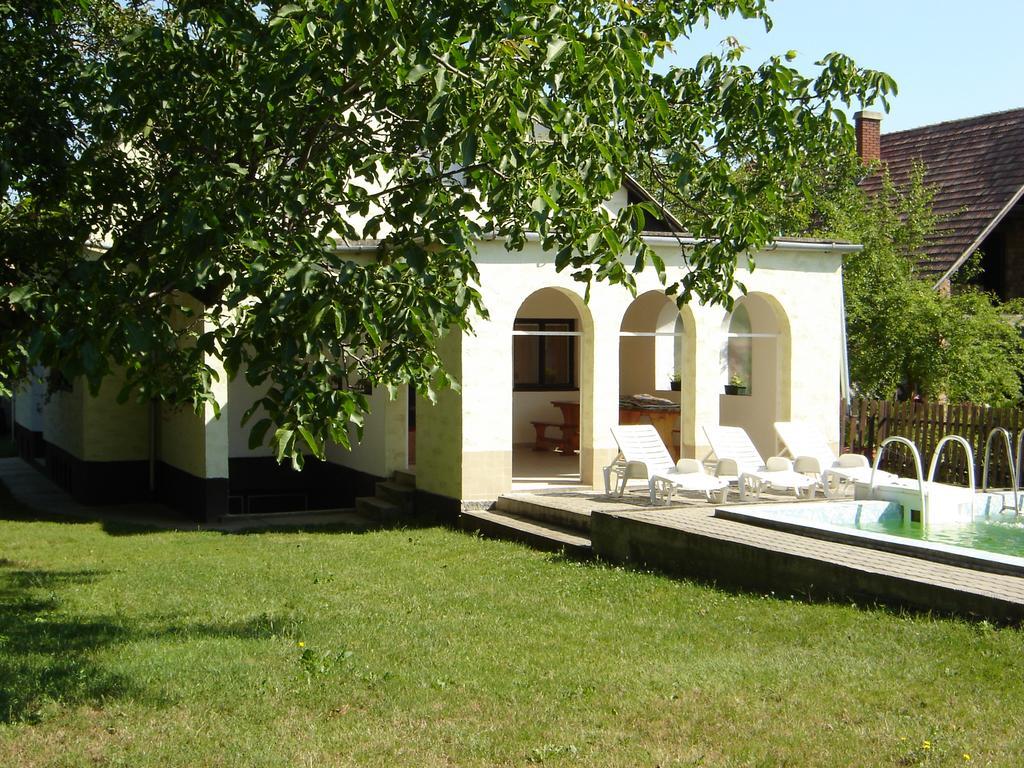 Somogyi Vendeghaz Villa Zamardi Bagian luar foto
